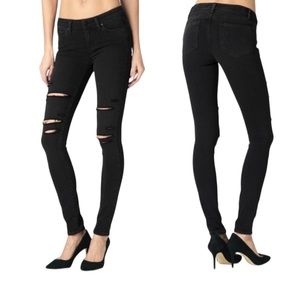 Paige Jeans Verdugo Ultra Skinny in Black Shadow Destructed Size 27